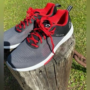 Peloton sneakers like new unisex circuit runner sneaker size 11